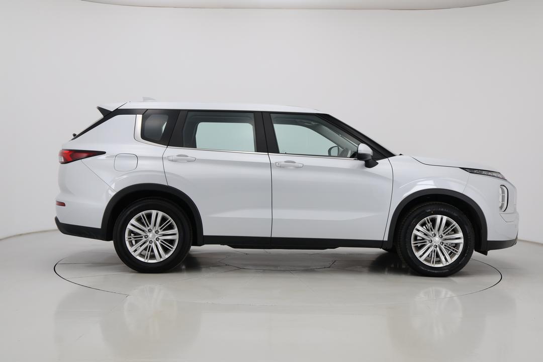 2024 Mitsubishi Outlander Es 5 Seat (2WD), Automatic, 26840 km, Right Side View