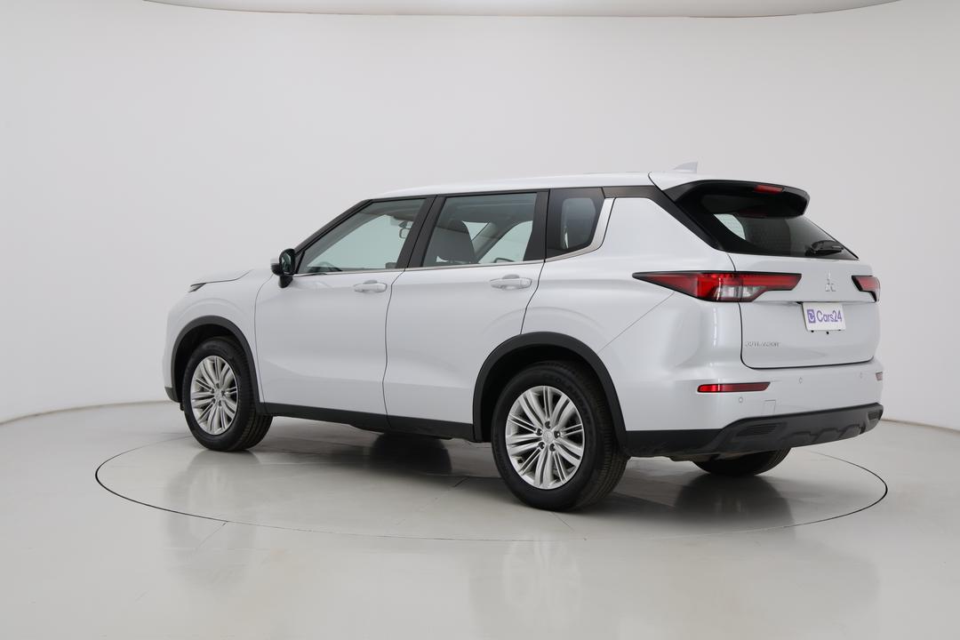2024 Mitsubishi Outlander Es 5 Seat (2WD), Automatic, 26840 km, Left Back Diagonal (45- Degree) View