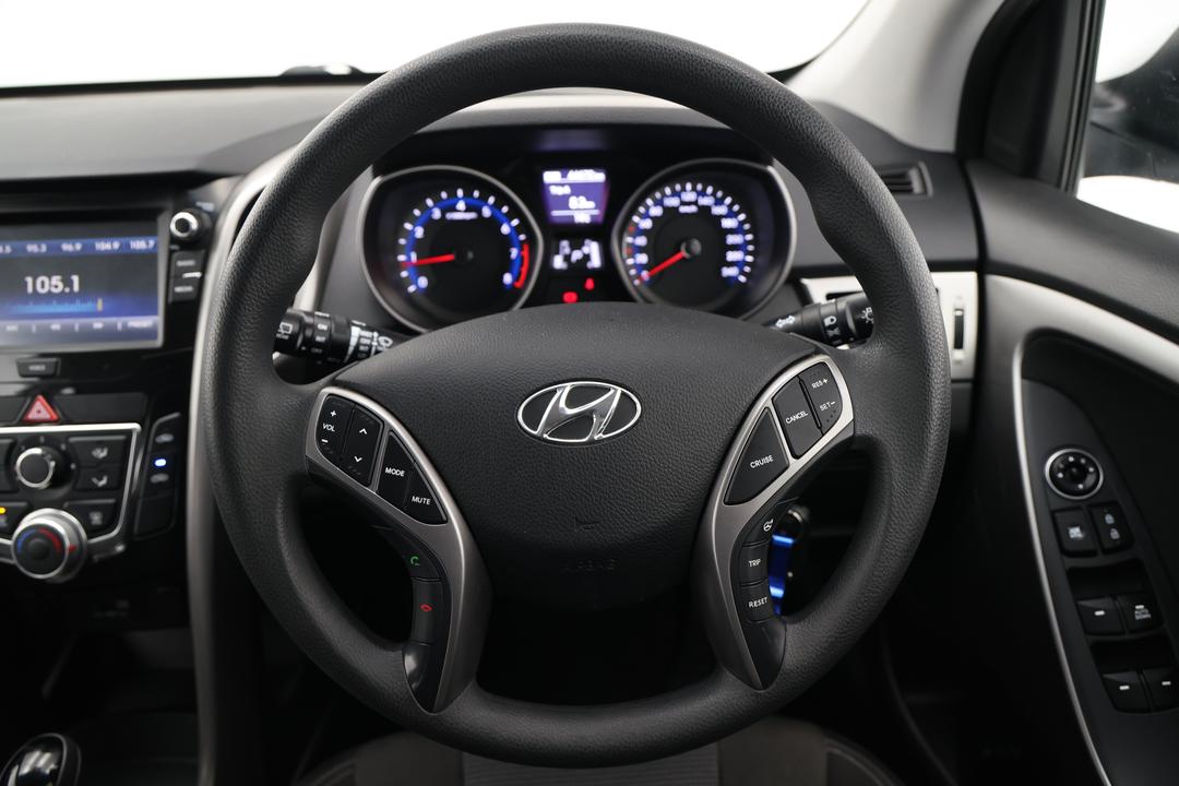 2016 Hyundai i30 Active, Automatic, 44672 km, Infotainment System