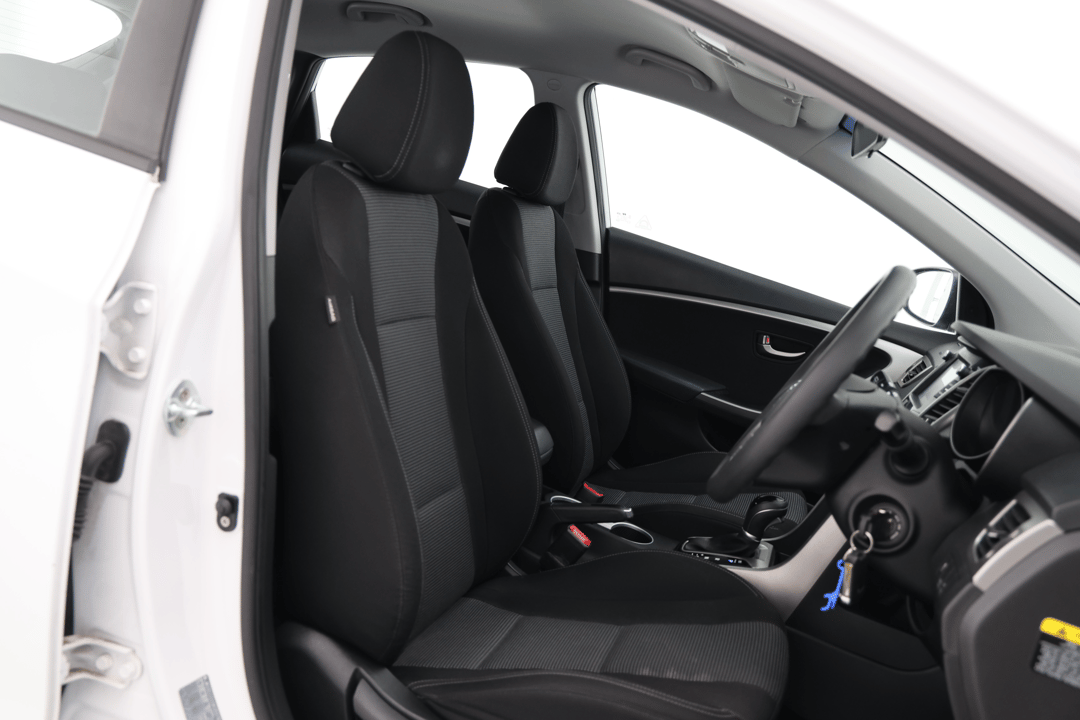 2016 Hyundai i30 Active, Automatic, 44672 km, Right Side Front Door Cabin View