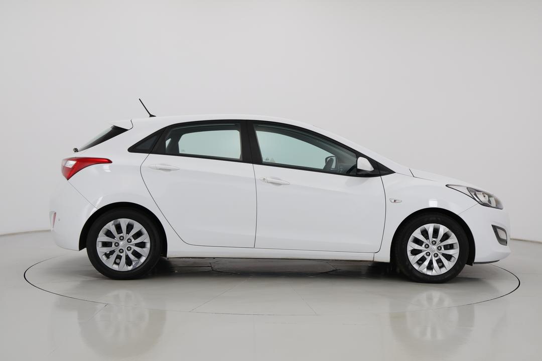 2016 Hyundai i30 Active, Automatic, 44672 km, Right Side View