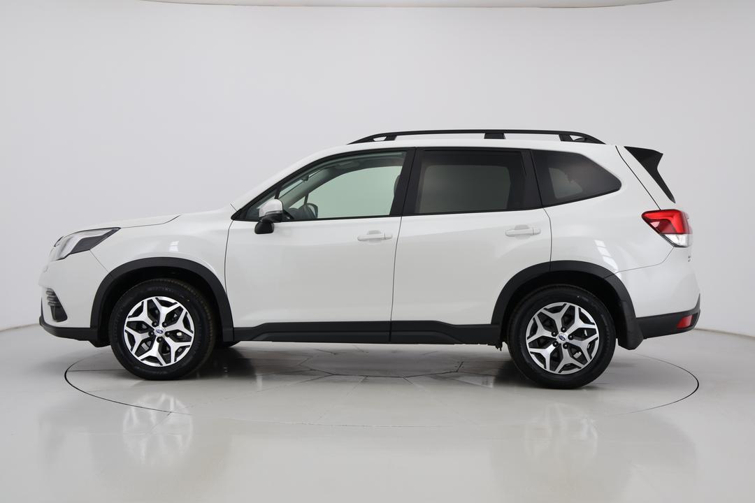 2024 Subaru Forester 2.5i (AWD), Automatic, 52667 km, Left Side View