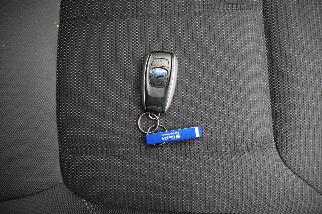 2024 Subaru Forester 2.5i (AWD), Automatic, 52667 km, Key Close-up