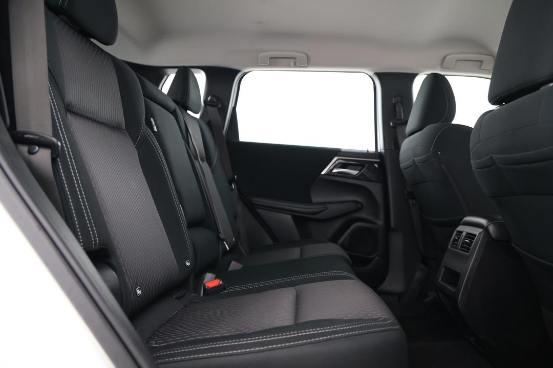 2024 Mitsubishi Outlander Es 5 Seat (2WD), Automatic, 49399 km, Right Side Rear Door Cabin View