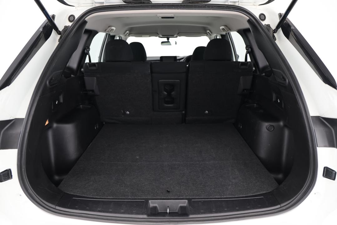 2024 Mitsubishi Outlander Es 5 Seat (2WD), Automatic, 49399 km, Boot Inside View