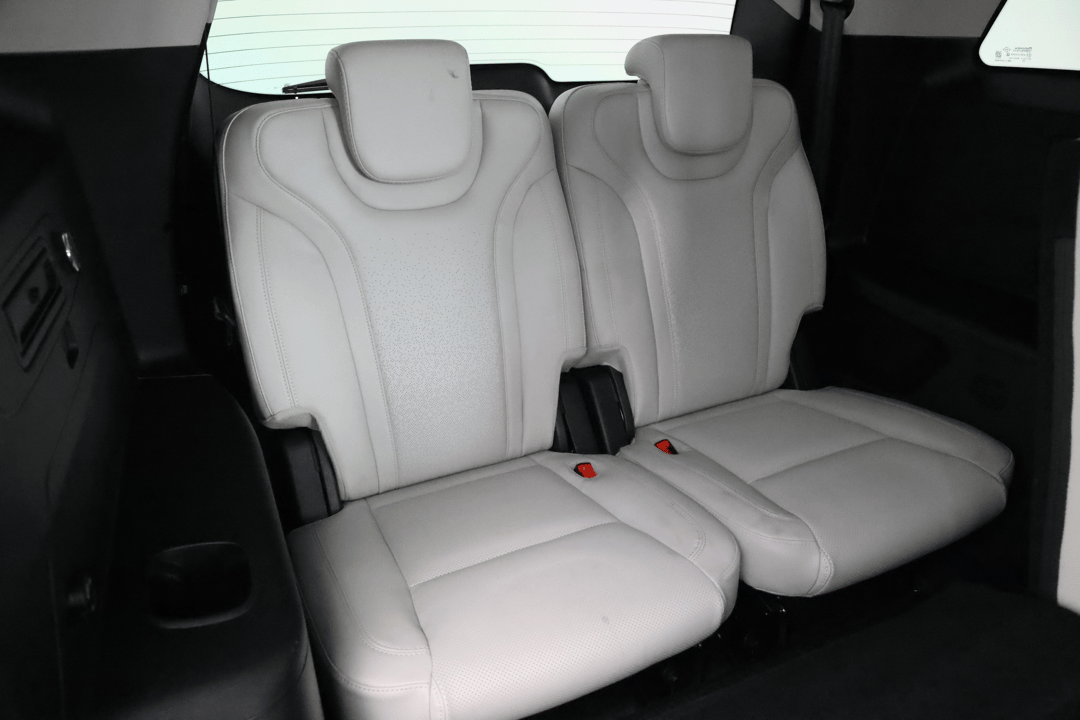 2024 Mahindra Xuv700 Ax7, Automatic, 35769 km, Third Row Seats