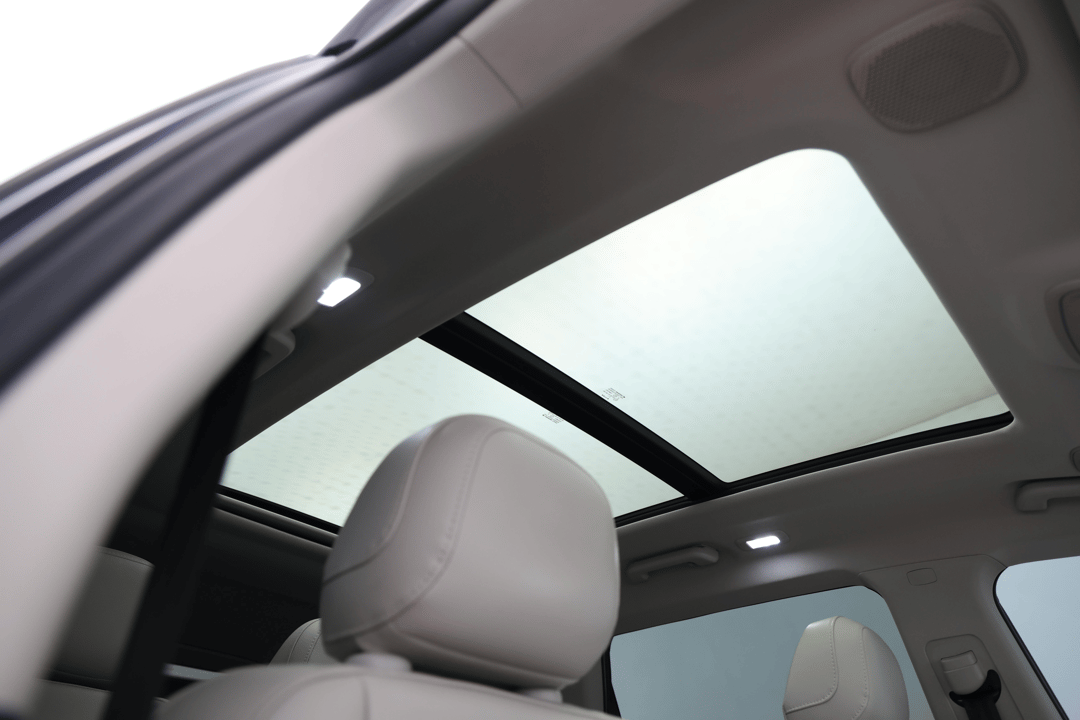 2024 Mahindra Xuv700 Ax7, Automatic, 35769 km, Interior Sunroof/Moonroof