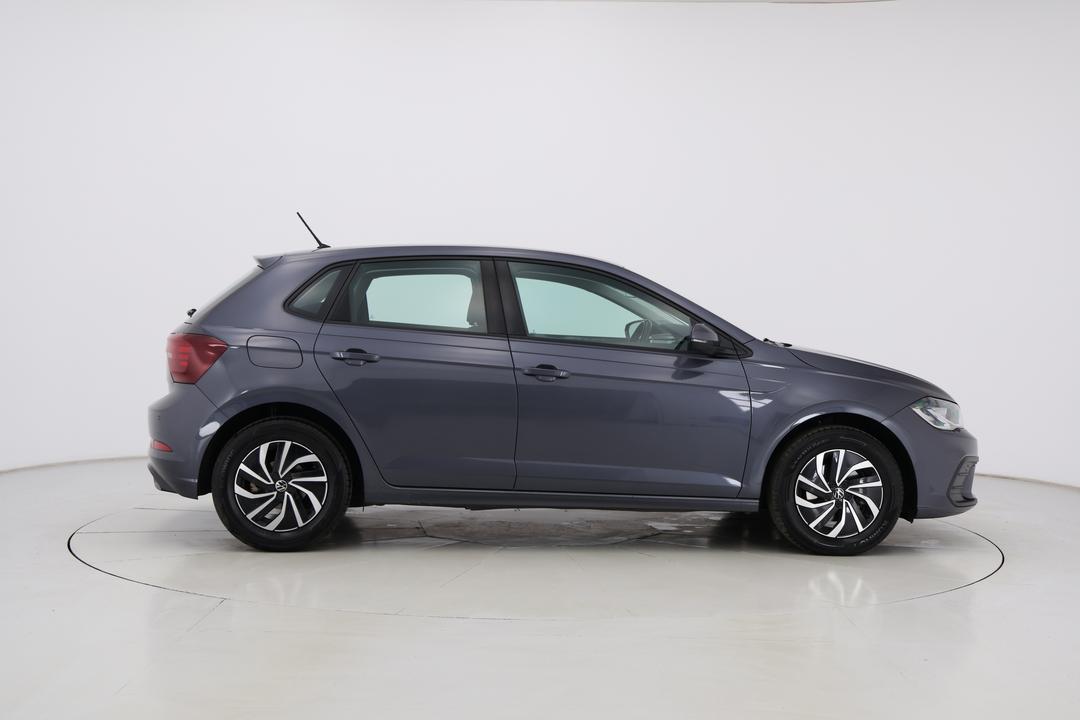 2024 Volkswagen Polo Life, Automatic, 60476 km, Right Side View