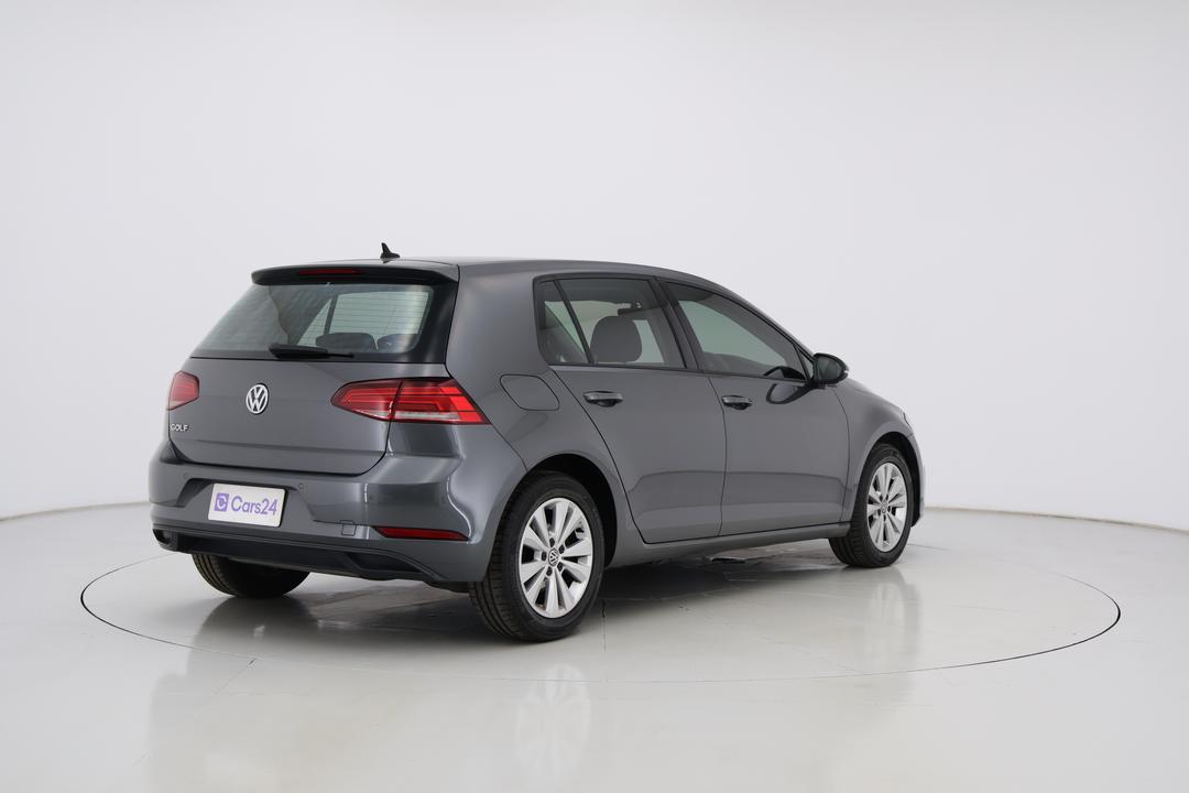 2018 Volkswagen Golf 110 Tsi Trendline, Automatic, 90106 km, Right Back Diagonal (45- Degree) View