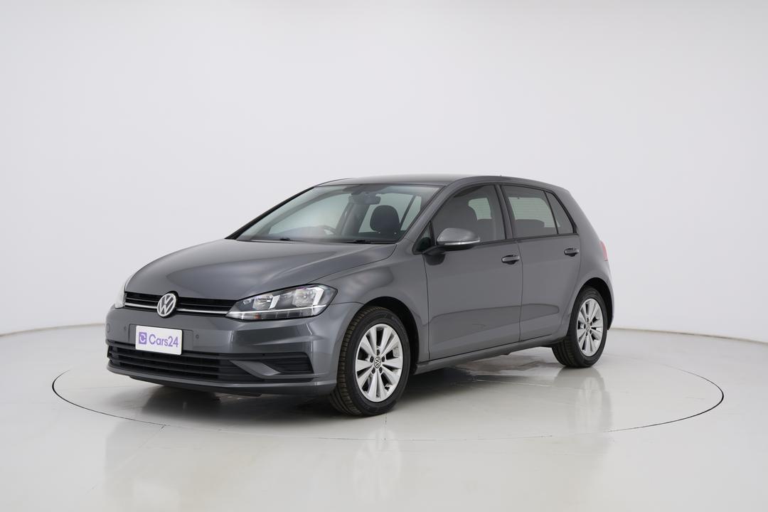 2018 Volkswagen Golf 110 Tsi Trendline, Automatic, 90106 km, Left Front Diagonal (45- Degree) View