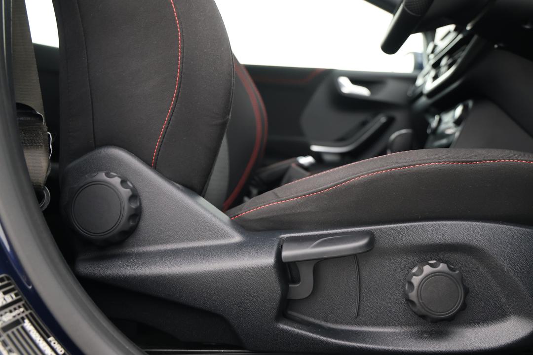 2023 Ford Puma St-line, Automatic, 42873 km, Right Side Front Door Cabin View