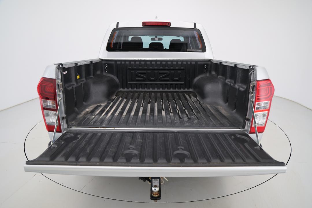 2017 Isuzu D-MAX Ls-u Hi-ride (4x4), Automatic, 126777 km, Boot Inside View