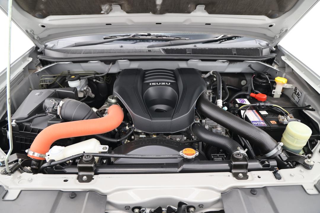 2017 Isuzu D-MAX Ls-u Hi-ride (4x4), Automatic, 126777 km, Open Bonnet (Engine)