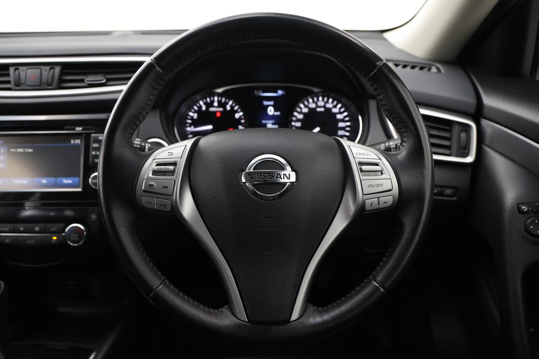 2016 Nissan X-trail St-l (4x4), Automatic, 133450 km, On-Roof Controls/Sunglass holder