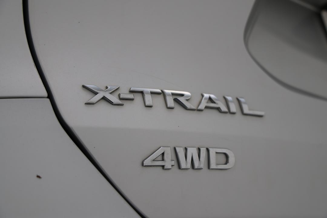 2016 Nissan X-trail St-l (4x4), Automatic, 133450 km, Roof/Sunroof View