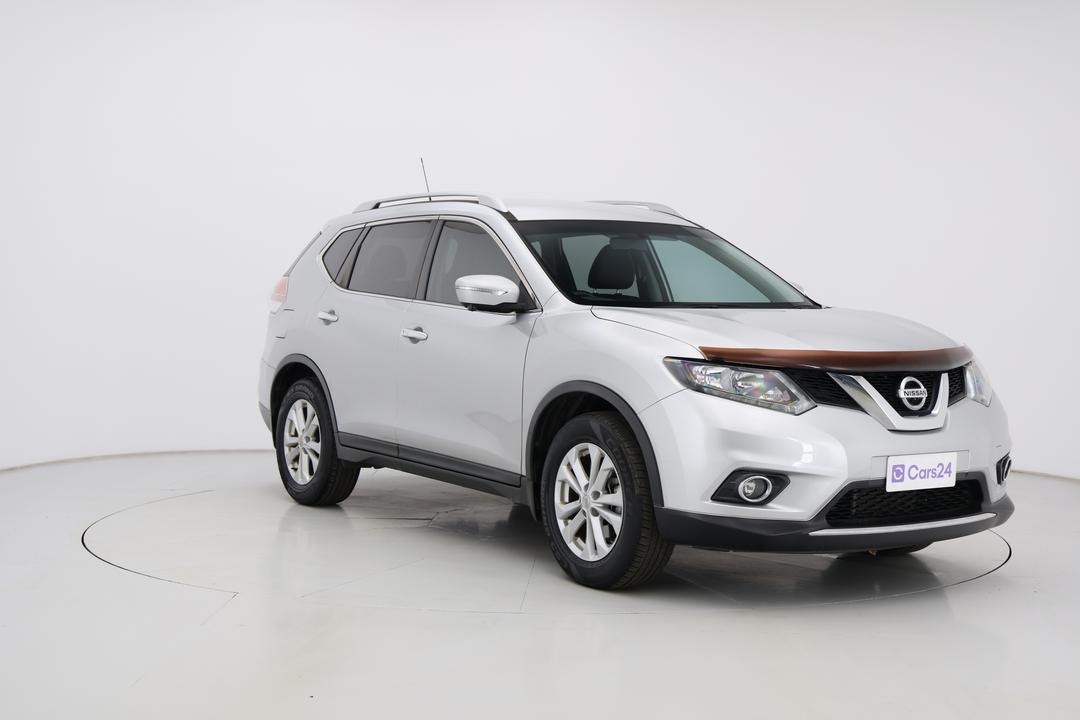 2016 Nissan X-trail St-l (4x4), Automatic, 133450 km, Right Front Diagonal (45- Degree) View