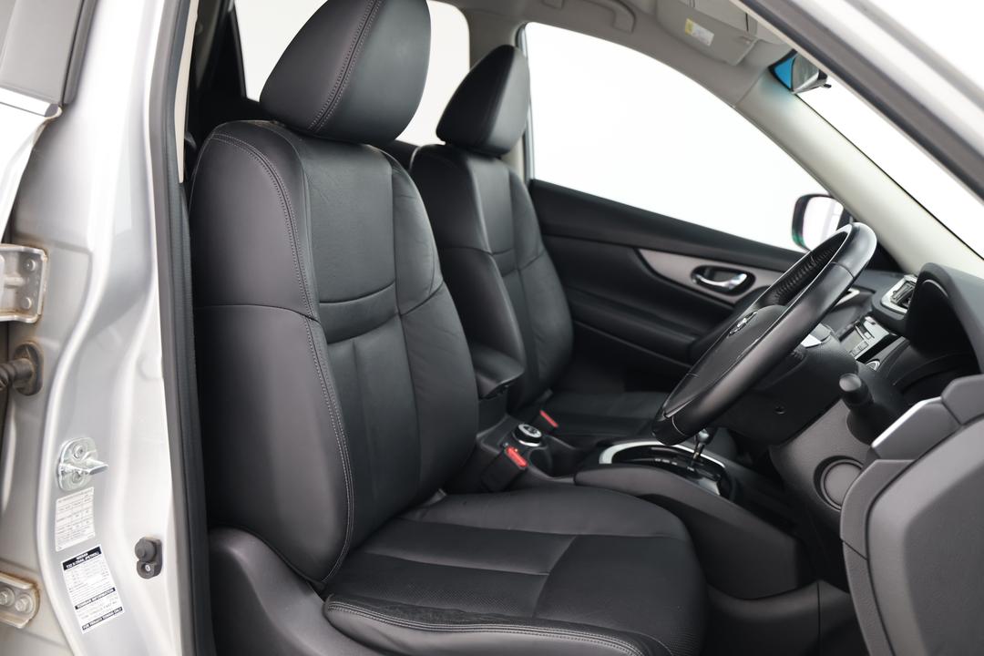 2016 Nissan X-trail St-l (4x4), Automatic, 133450 km, Utility Switches/Buttons