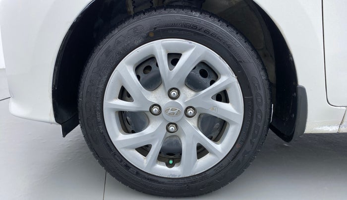 2017 Hyundai Grand i10 Magna 1.2 AT  VTVT, Petrol, Automatic, 43,064 km, Left Front Wheel