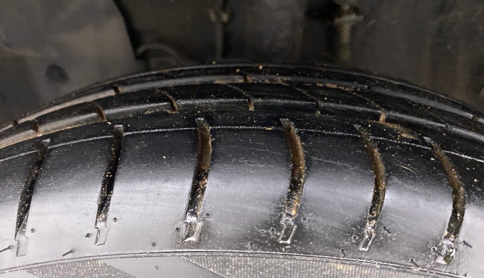2019 Datsun Go Plus T, Petrol, Manual, 62,674 km, Left Front Tyre Tread