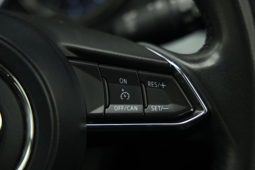 2017 Mazda CX-9 Touring (FWD), Automatic, 125041 km, Pedals and Footmat