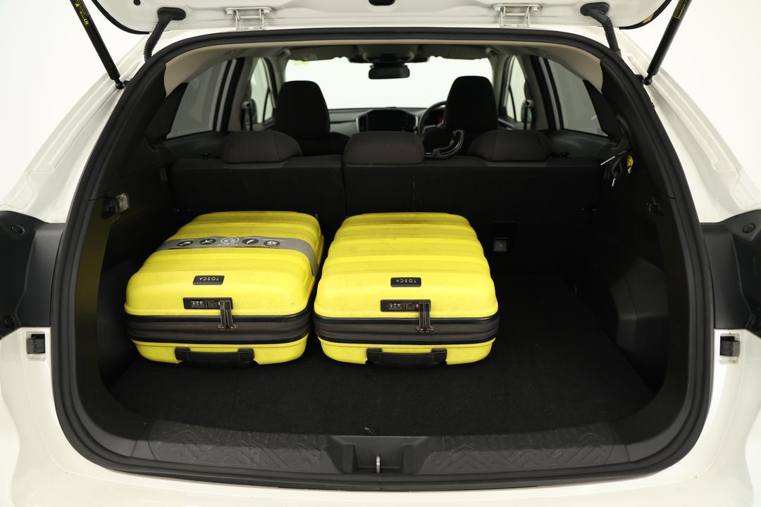 2025 Subaru Crosstrek AWD 2.0l, Automatic, 26774 km, Boot Inside View with Luggage