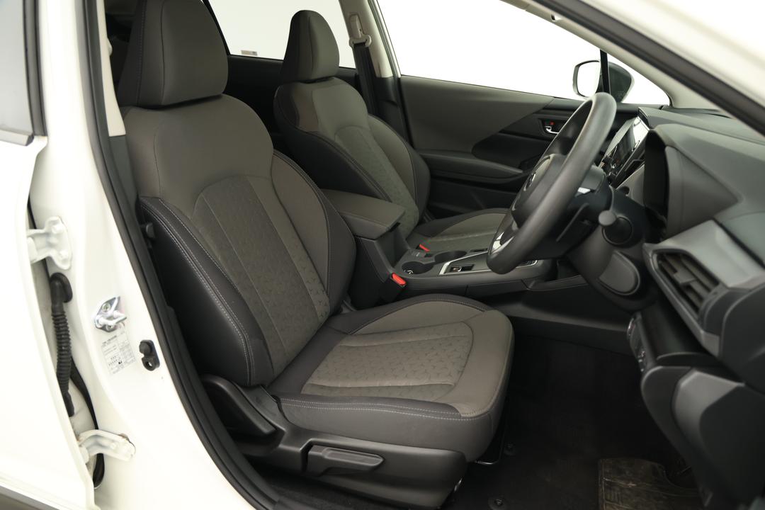 2025 Subaru Crosstrek AWD 2.0l, Automatic, 26774 km, Right Side Front Door Cabin View