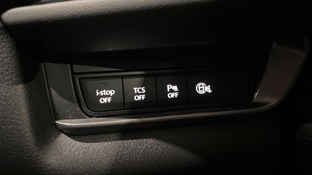 2024 Mazda CX-30 G20 Pure (FWD), Automatic, 38175 km, Utility Switches/Buttons