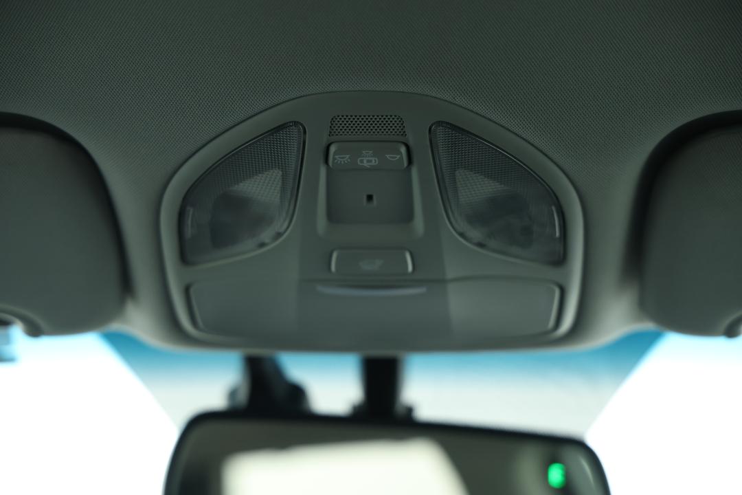 2015 Hyundai Santa Fe Elite Crdi (4x4), Automatic, 105346 km, On-Roof Controls/Sunglass holder
