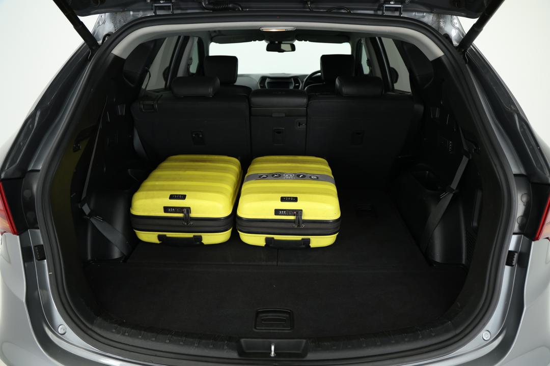 2015 Hyundai Santa Fe Elite Crdi (4x4), Automatic, 105346 km, Boot Inside View with Luggage