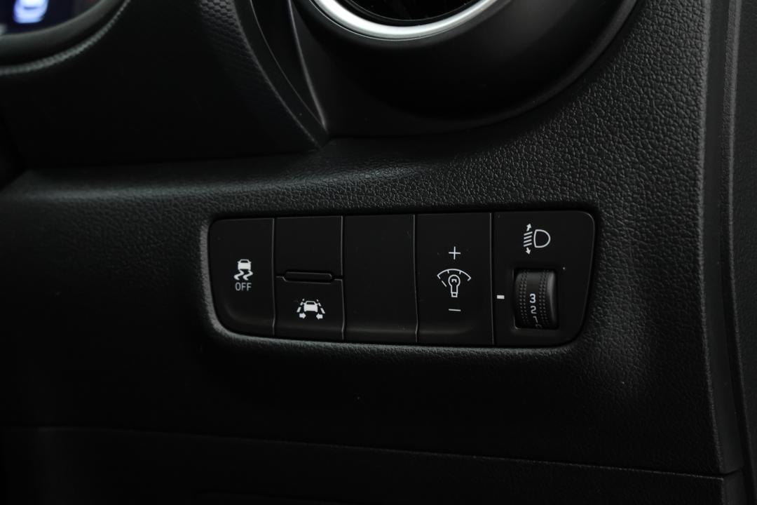 2019 Hyundai Kona Active (FWD), Automatic, 93031 km, Pedals and Footmat