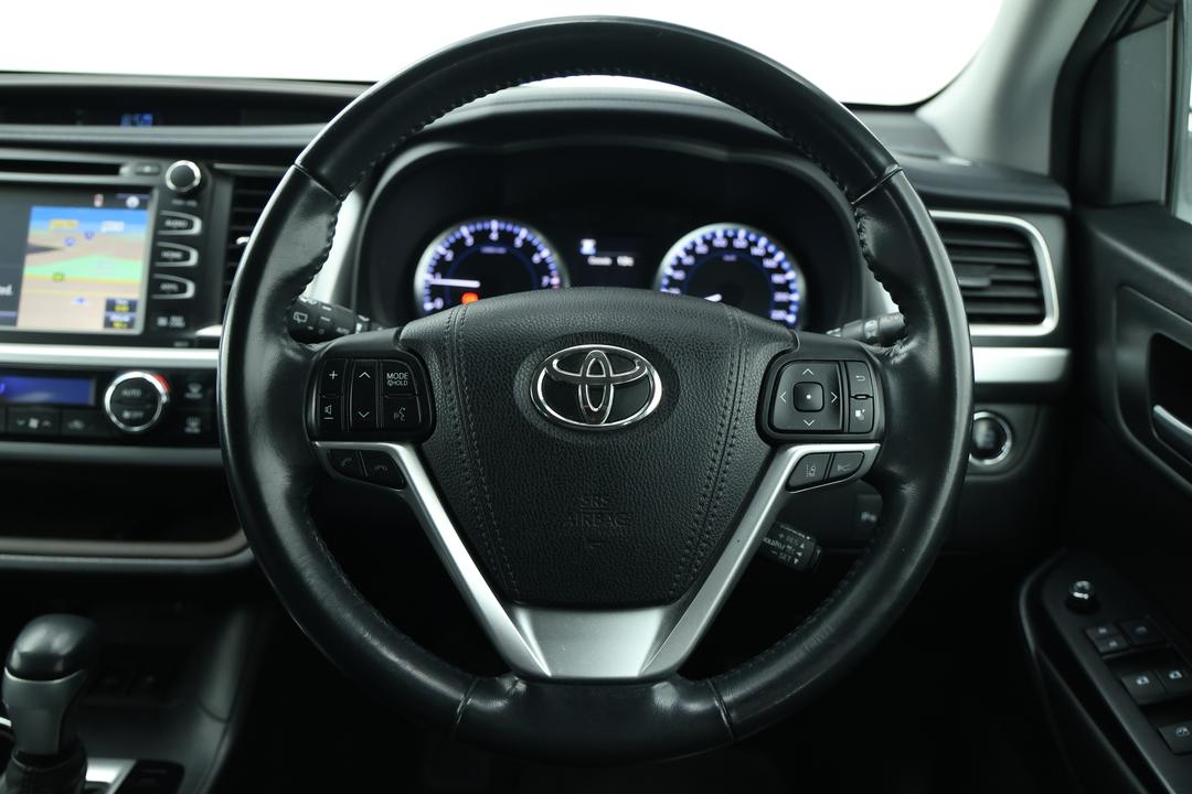 2017 Toyota Kluger Gxl (4x2), Automatic, 80530 km, Steering Wheel Close-up