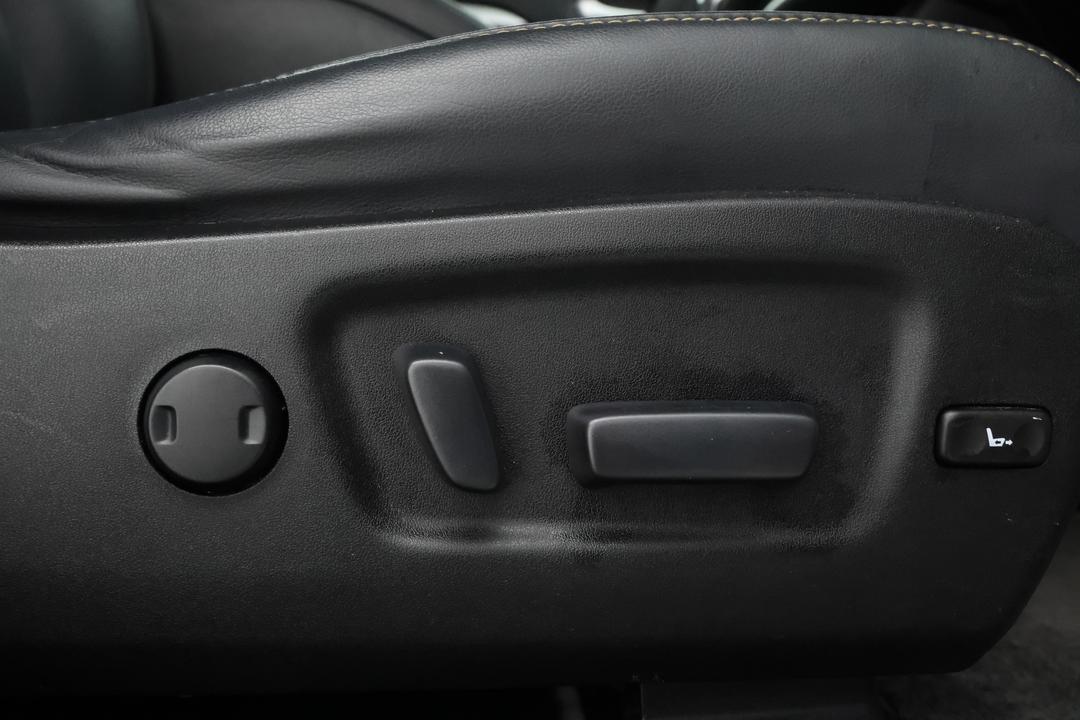 2017 Toyota Kluger Gxl (4x2), Automatic, 80530 km, Right Side Front Door Cabin View