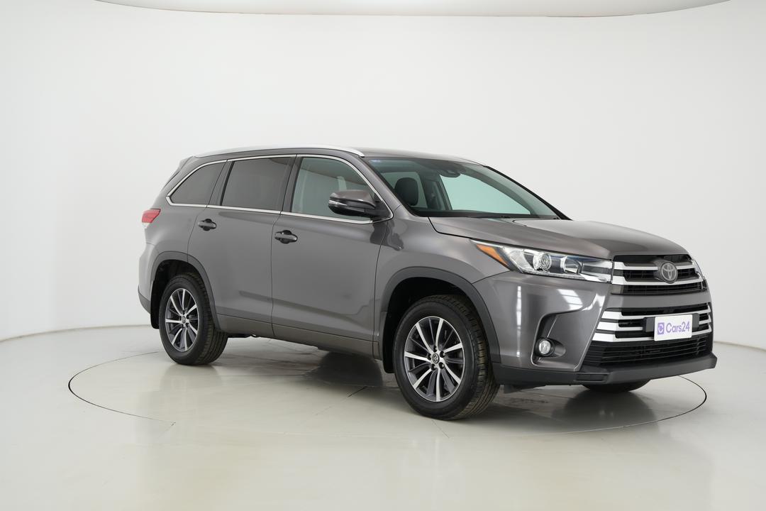 2017 Toyota Kluger Gxl (4x2), Automatic, 80530 km, Right Front Diagonal (45- Degree) View