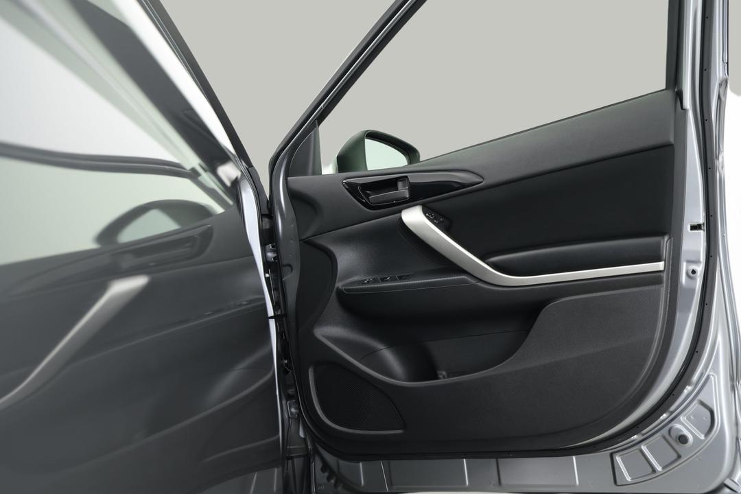 2024 Mitsubishi Eclipse Cross Es (2WD), Automatic, 28003 km, Right Side Front Door Cabin View