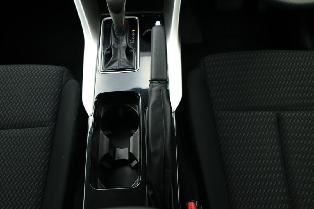 2024 Mitsubishi Eclipse Cross Es (2WD), Automatic, 28003 km, Dashboard View