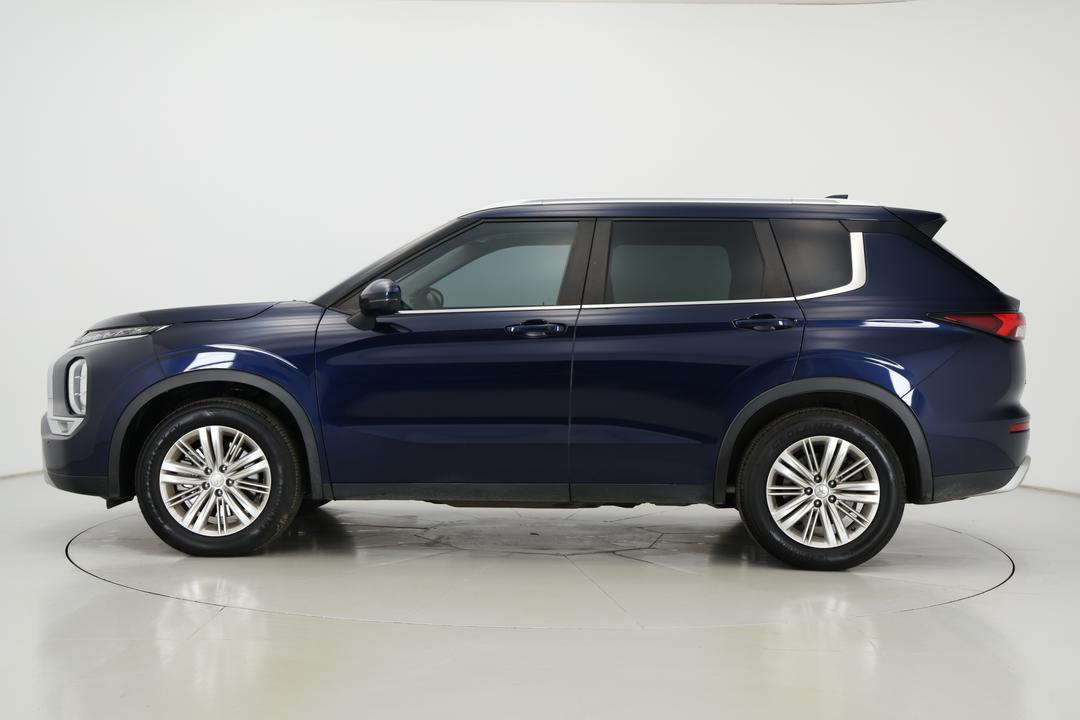 2023 Mitsubishi Outlander Ls 7 Seat (2WD), Automatic, 27934 km, Left Side View