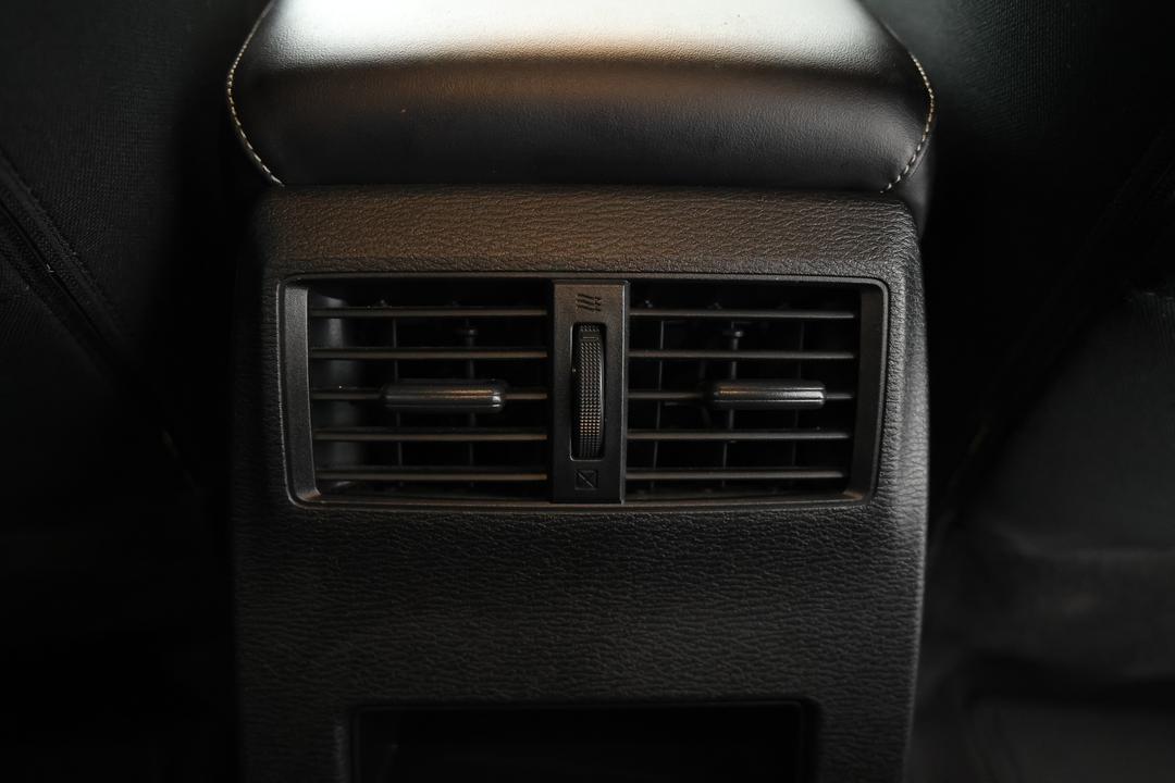 2023 Mitsubishi Outlander Ls 7 Seat (2WD), Automatic, 27934 km, Dashboard View