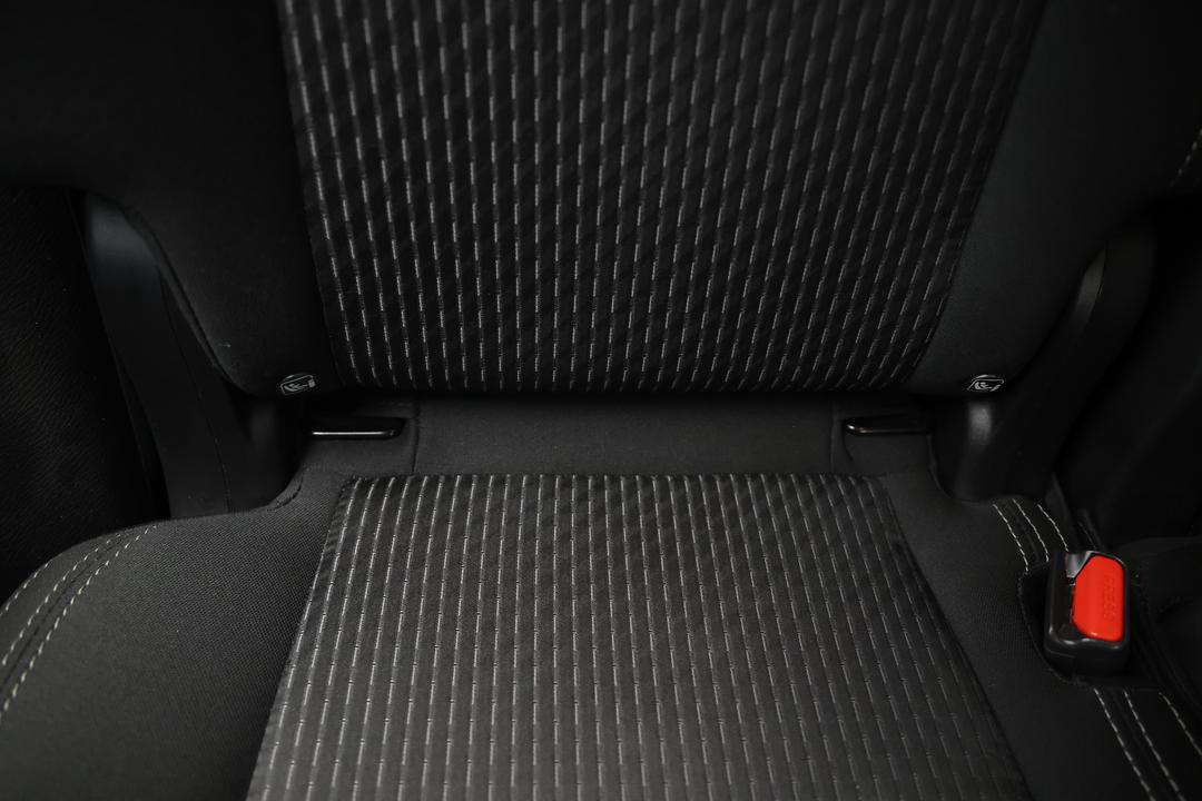 2023 Mitsubishi Outlander Ls 7 Seat (2WD), Automatic, 27934 km, Utility Switches/Buttons