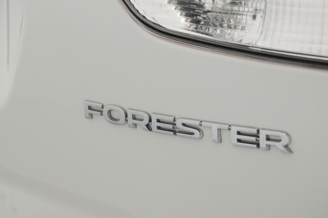 2024 Subaru Forester 2.5i (AWD), Automatic, 47985 km, Badge (Boot Right Side)