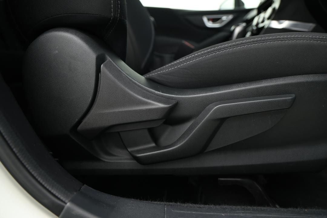 2024 Subaru Forester 2.5i (AWD), Automatic, 47985 km, Right Side Front Door Cabin View