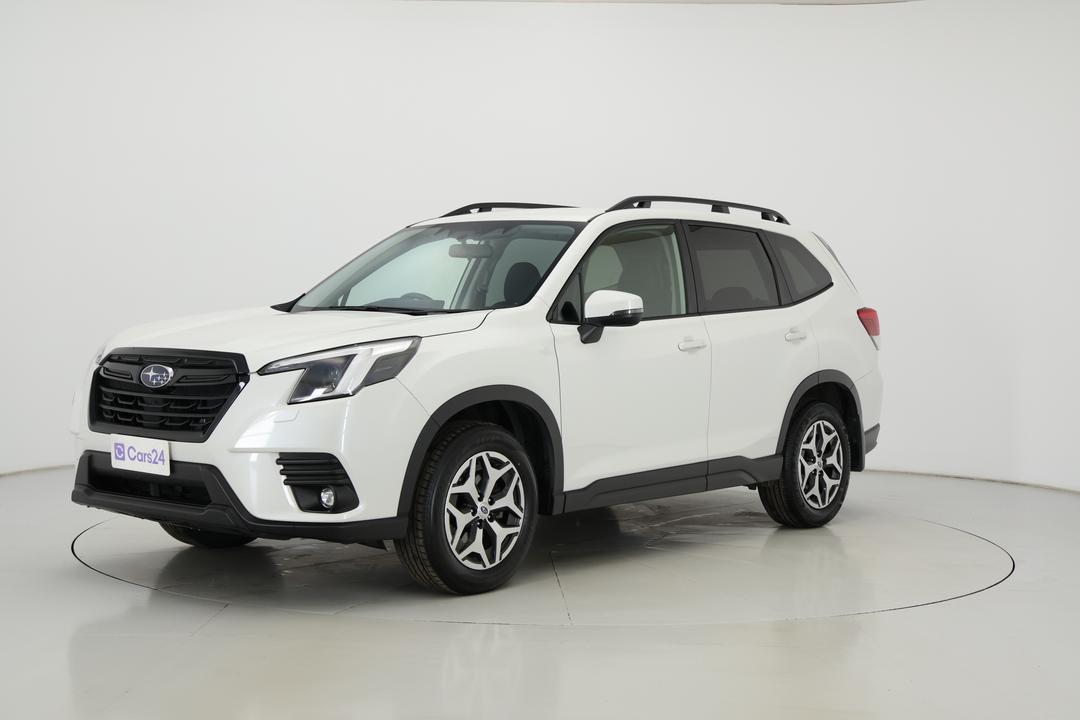 2024 Subaru Forester 2.5i (AWD), Automatic, 47985 km, Left Front Diagonal (45- Degree) View