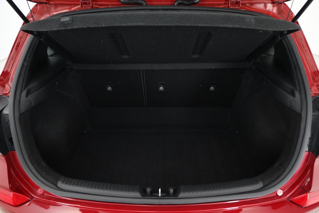 2018 Hyundai i30 Active, Automatic, 104997 km, Boot Inside View