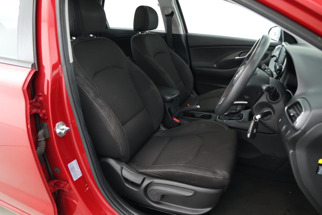 2018 Hyundai i30 Active, Automatic, 104997 km, Drivers Side Adjustment Panel