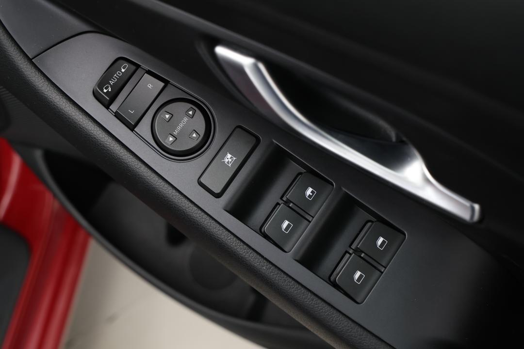 2018 Hyundai i30 Active, Automatic, 104997 km, Speaker View