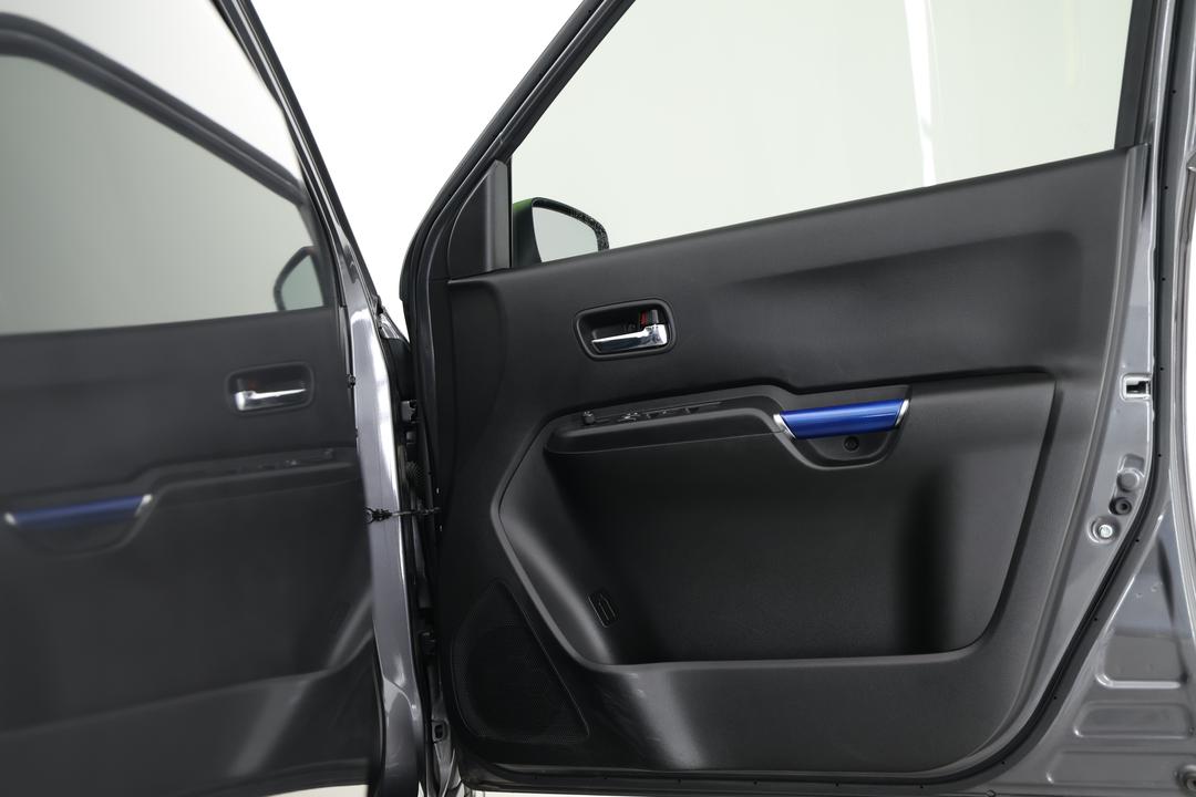 2021 Suzuki Ignis Gl, Automatic, 40964 km, Right Side Front Door Cabin View