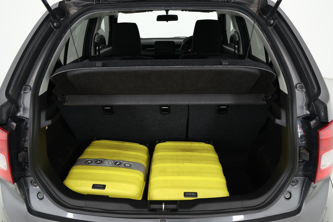 2021 Suzuki Ignis Gl, Automatic, 40964 km, Boot Inside View with Luggage