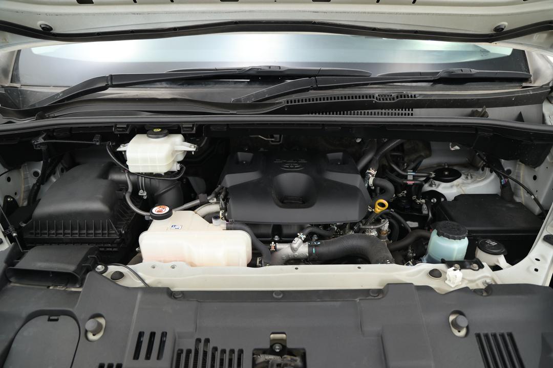 2022 Toyota Hiace Lwb, Automatic, 98735 km, Open Bonnet (Engine)