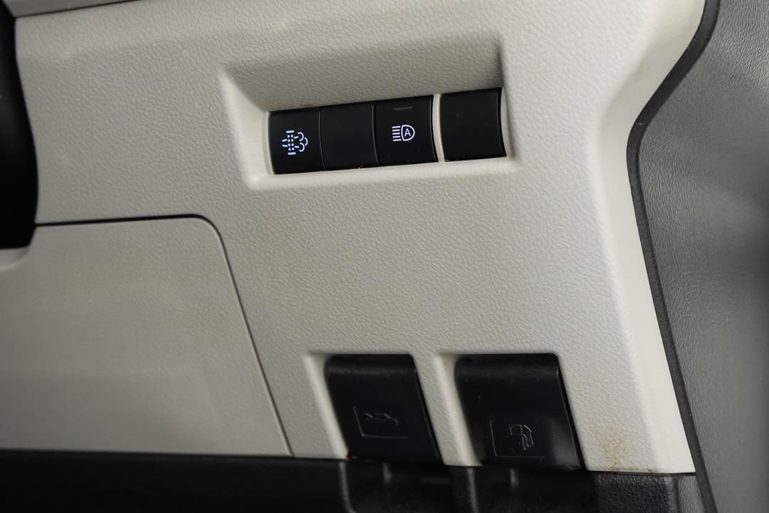 2022 Toyota Hiace Lwb, Automatic, 98735 km, Android/Apple Car Play