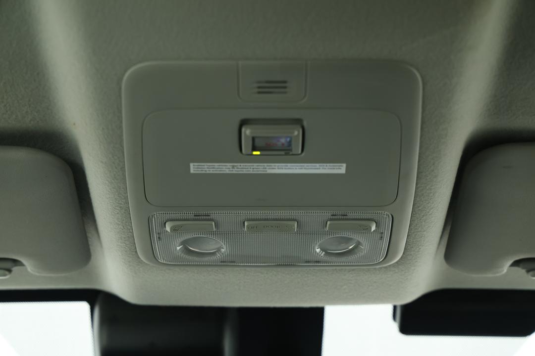 2022 Toyota Hiace Lwb, Automatic, 98735 km, Infotainment System