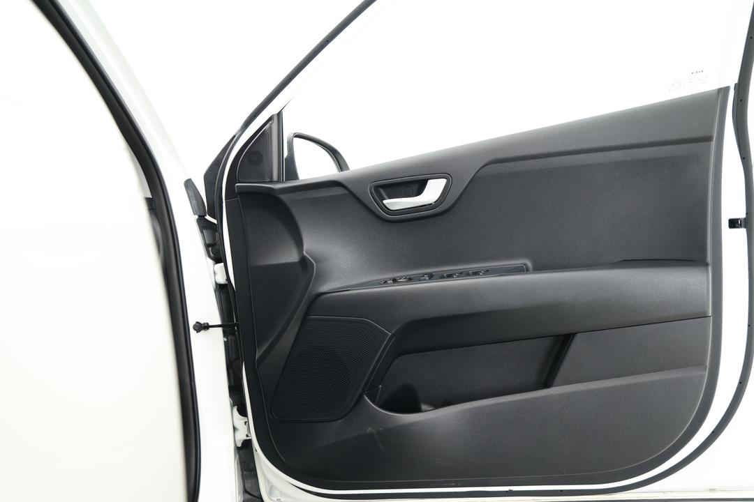 2024 Kia Stonic S, Automatic, 23143 km, Right Side Front Door Cabin View